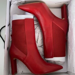 🔥NEW WITH TAGS🔥 Red hot Aldo women booties ❤️❤️